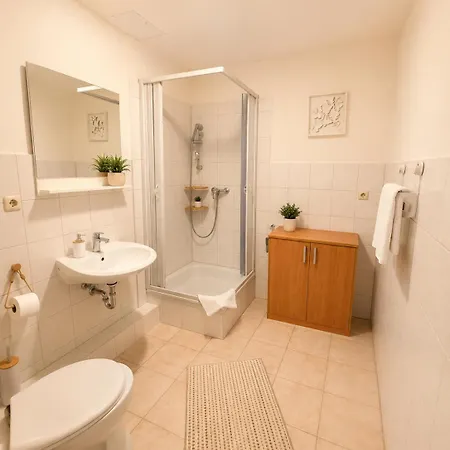 Apartamento Stilvolle Altbauwohnung In Zentraler Lage Mit 2 Zimmern *